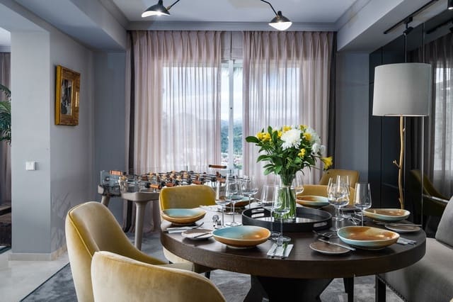 4 sypialnia Apartament na sprzedaż w La Quinta, Benahavís z basenem garażem - 2 500 000 € (Ref: 7546182)