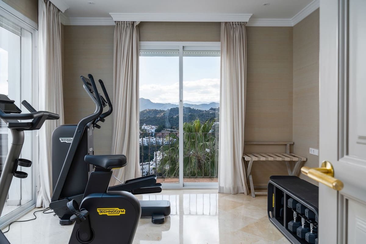 4 soveværelse Lejlighed til salg i Benahavis med swimmingpool garage - € 2.500.000 (Ref: 7546182)