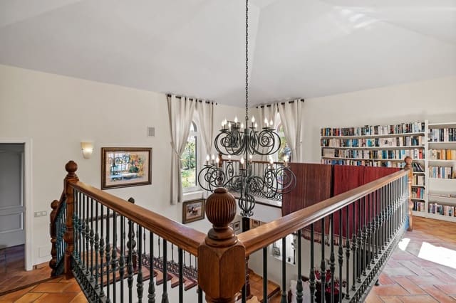 4 sypialnia Willa na sprzedaż w Montemayor - Marbella Club, Benahavís z basenem garażem - 3 250 000 € (Ref: 7582571)