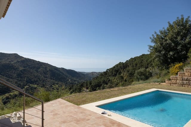 5 camera da letto Villa in vendita in Montemayor - Marbella Club, Benahavís con piscina garage - 2.300.000 € (Rif: 7582578)