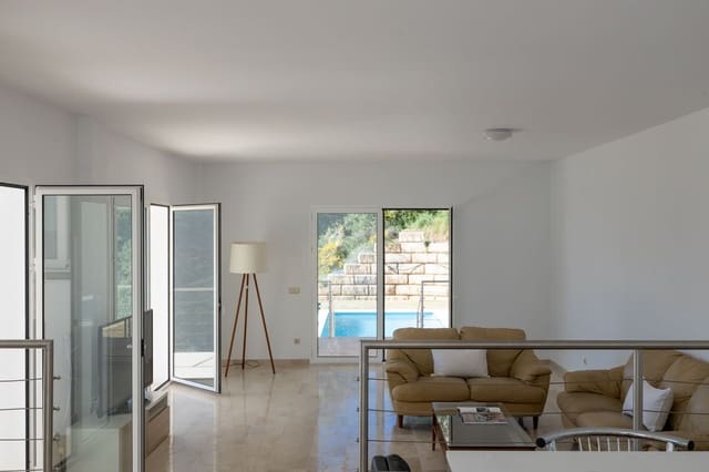 5 camera da letto Villa in vendita in Montemayor - Marbella Club, Benahavís con piscina garage - 2.300.000 € (Rif: 7582578)