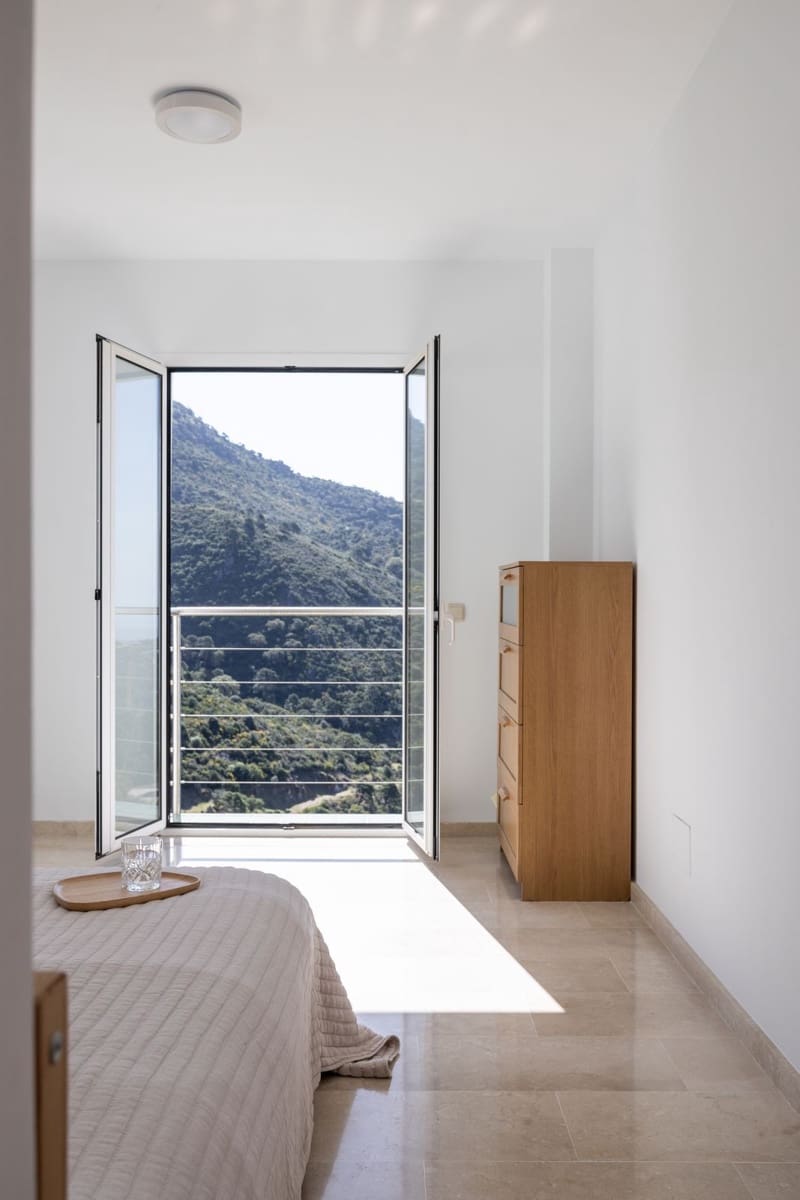 5 chambre Villa/Maison à vendre à Benahavis avec piscine garage - 2 300 000 € (Ref: 7582578)
