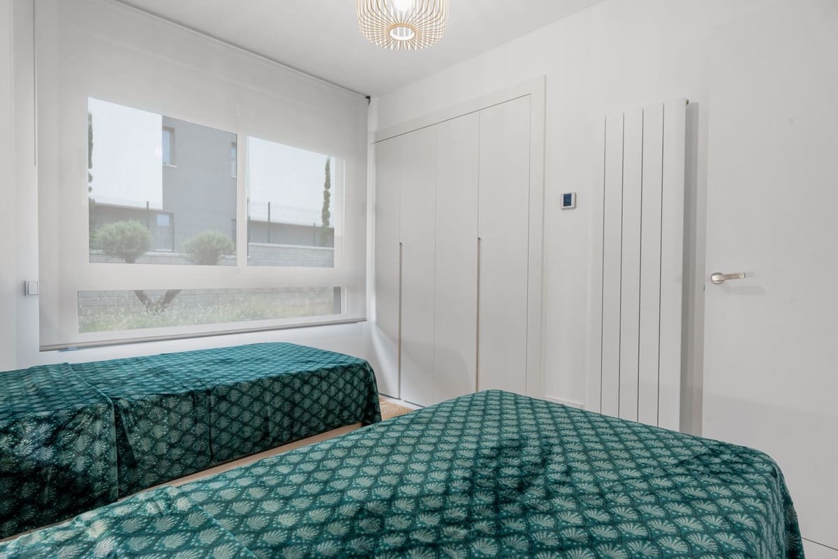 3 soveværelse Lejlighed til salg i New Golden Mile med swimmingpool garage - € 649.000 (Ref: 7795871)