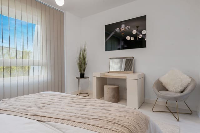 3 soverom Leilighet til salgs i El Velerín, Estepona med svømmebasseng garasje - € 649 000 (Ref: 7795871)