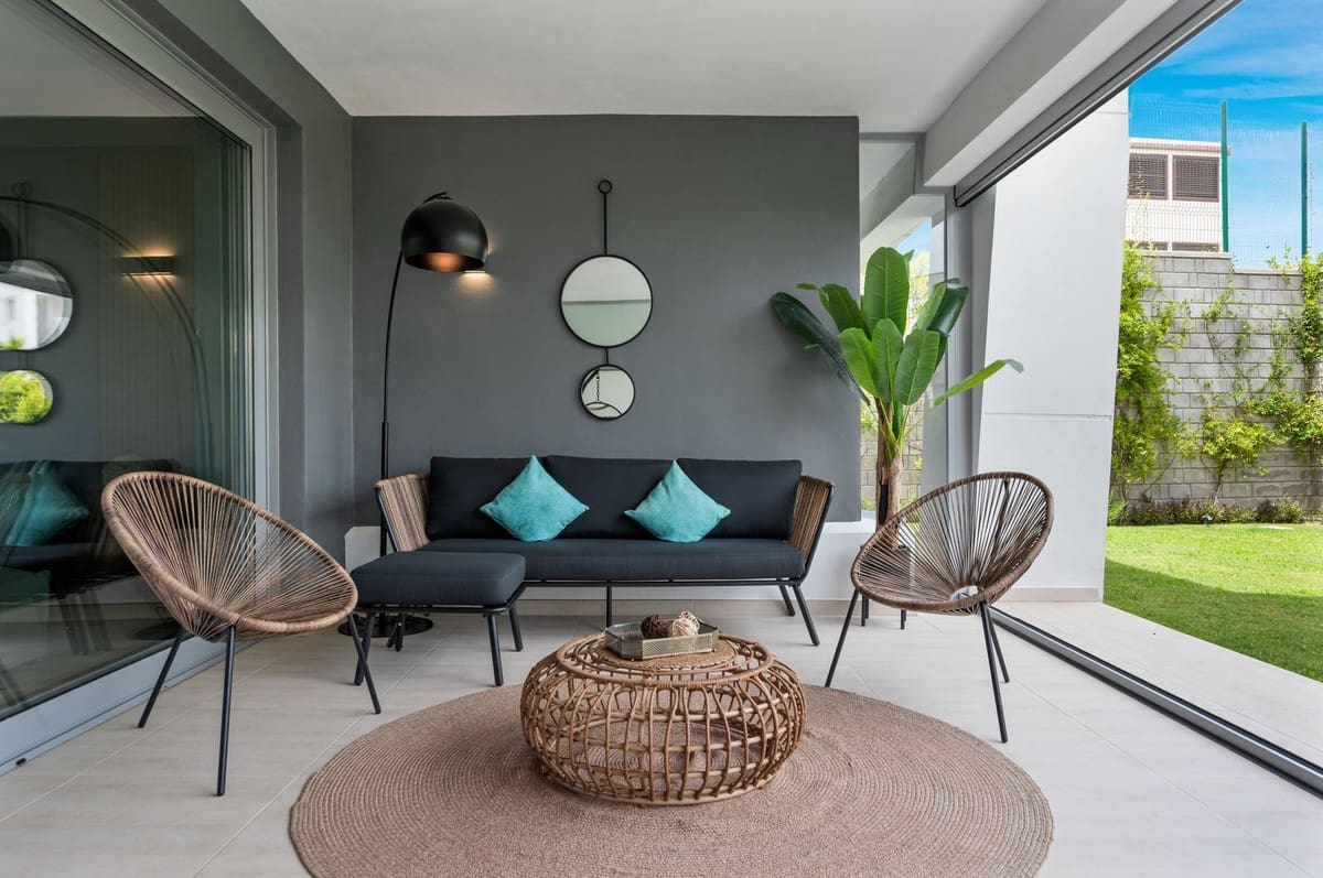 3 soveværelse Lejlighed til salg i New Golden Mile med swimmingpool garage - € 649.000 (Ref: 7795871)