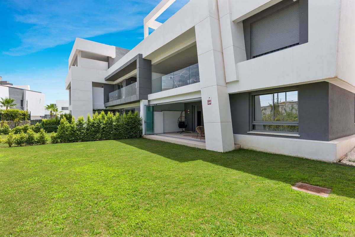 3 soveværelse Lejlighed til salg i New Golden Mile med swimmingpool garage - € 649.000 (Ref: 7795871)