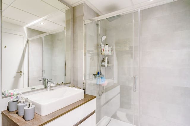 3 chambre Appartement à vendre à La Concha - Resina Golf, Estepona avec piscine garage - 475 000 € (Ref: 7808288)