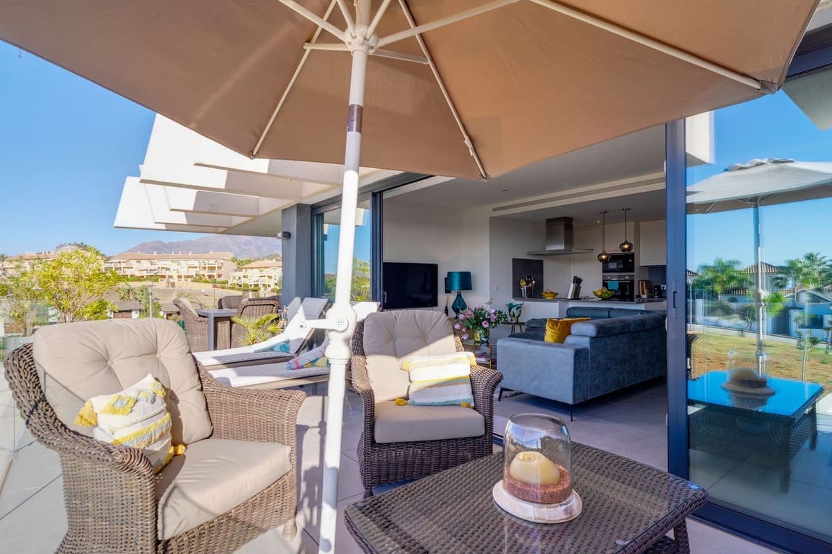3 sypialnia Apartament na sprzedaż w Estepona z basenem garażem - 475 000 € (Ref: 7808288)