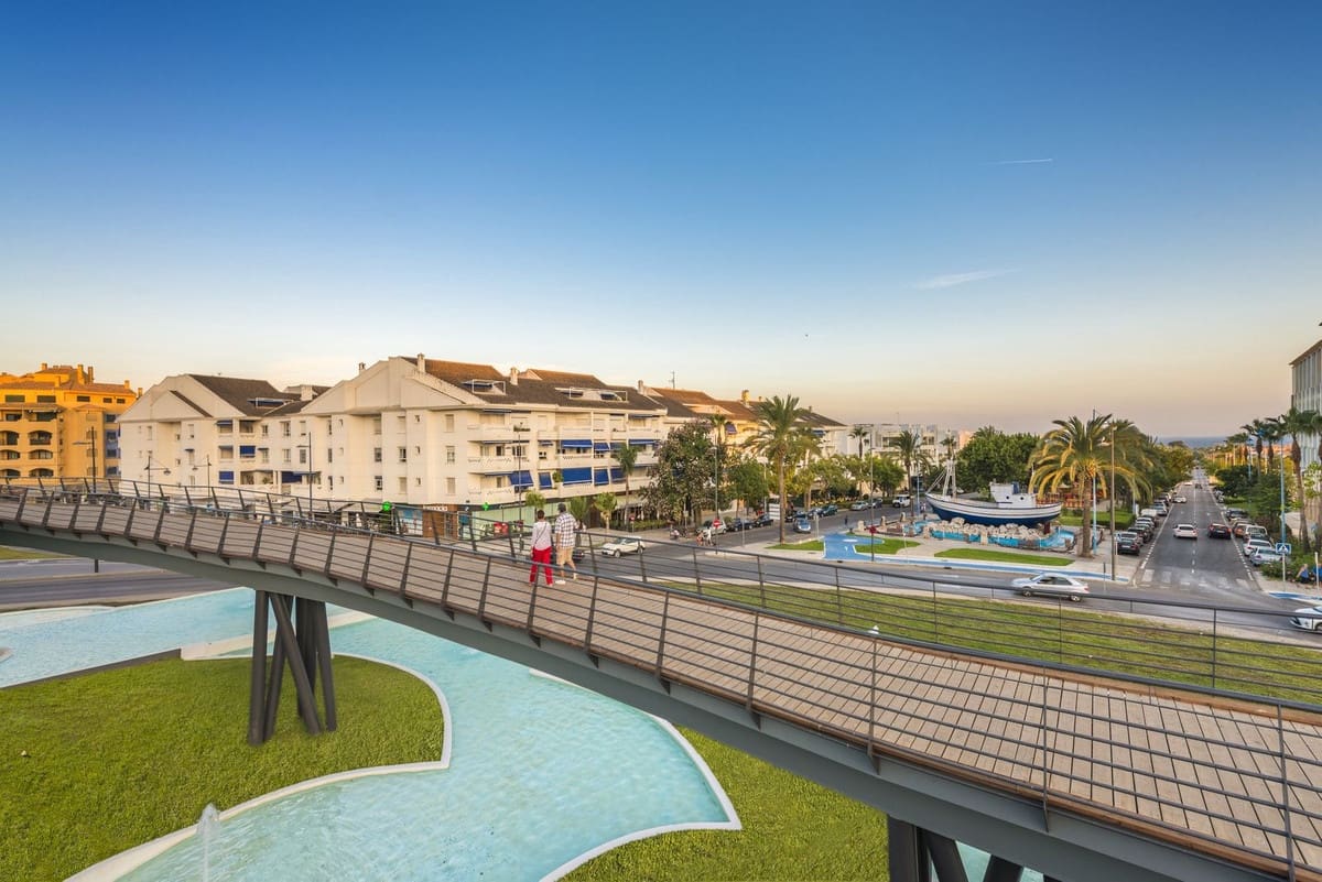 3 soveværelse Lejlighed til salg i San Pedro de Alcantara med swimmingpool garage - € 590.000 (Ref: 7911073)