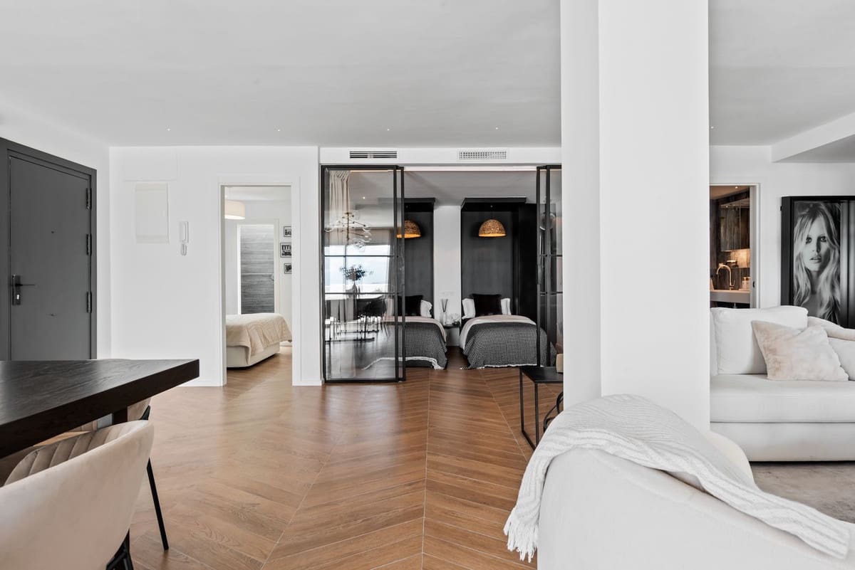 3 soveværelse Penthouse til salg i Nueva Andalucia med swimmingpool garage - € 695.000 (Ref: 7921808)