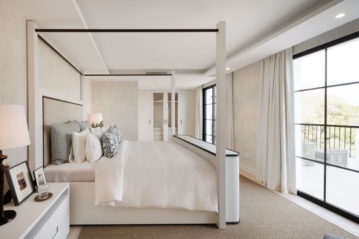 5 soveværelse Villa til salg i Nueva Andalucia med swimmingpool garage - € 5.495.000 (Ref: 8077133)