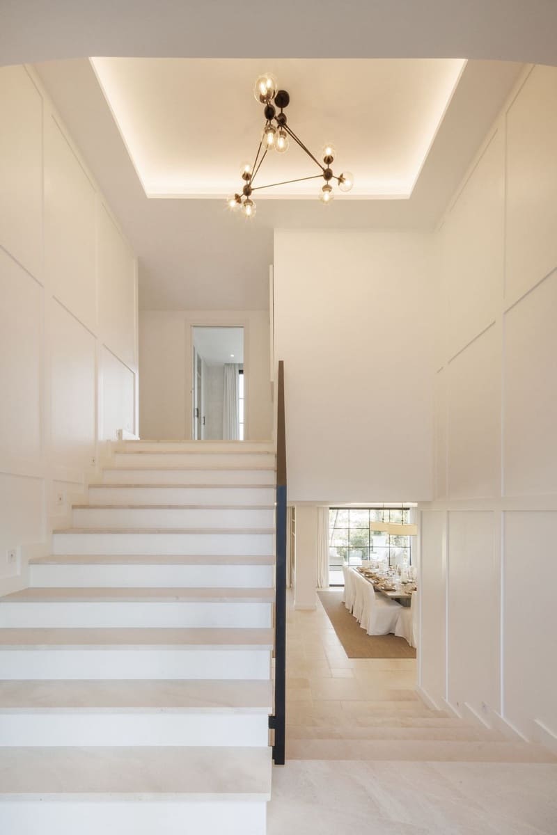 5 soveværelse Villa til salg i Nueva Andalucia med swimmingpool garage - € 5.495.000 (Ref: 8077133)