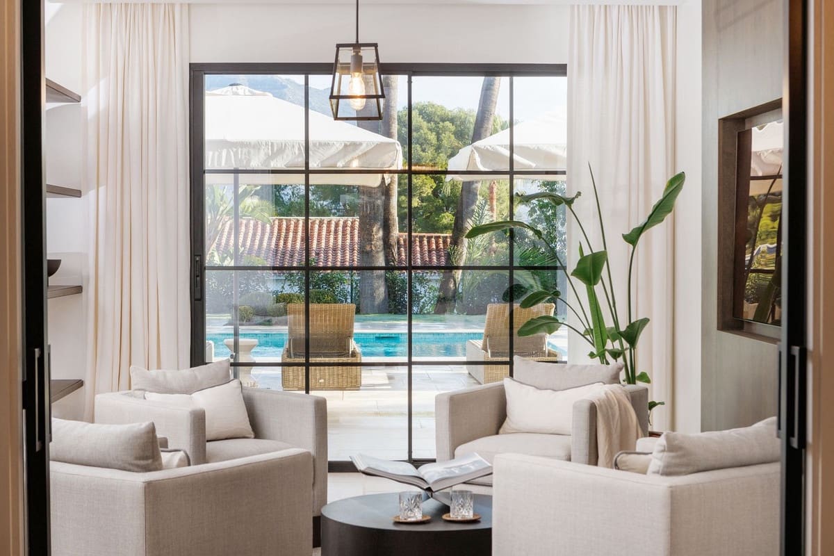 5 soveværelse Villa til salg i Nueva Andalucia med swimmingpool garage - € 5.495.000 (Ref: 8077133)