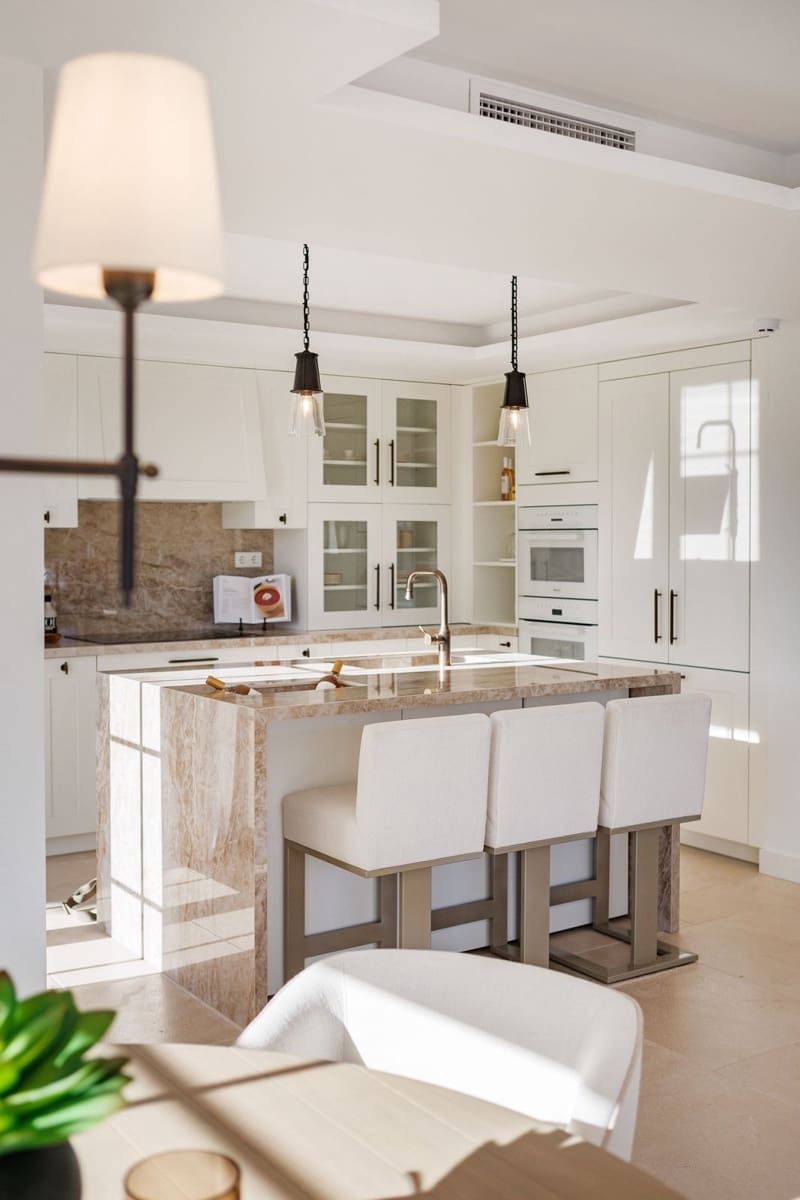 5 soveværelse Villa til salg i Nueva Andalucia med swimmingpool garage - € 5.495.000 (Ref: 8077133)