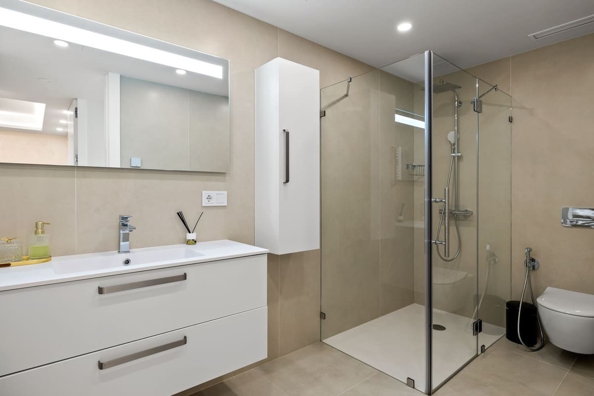 7 soveværelse Lejlighed til salg i Nueva Andalucia med swimmingpool garage - € 3.950.000 (Ref: 8077141)