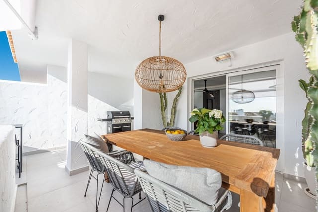 3 soverom Penthouse til salgs i Las Brisas, Marbella med svømmebasseng garasje - € 895 000 (Ref: 8094253)