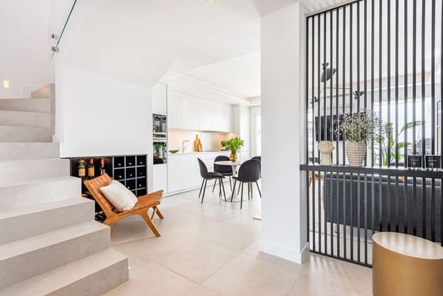 3 soverom Penthouse til salgs i Las Brisas, Marbella med svømmebasseng garasje - € 895 000 (Ref: 8094253)