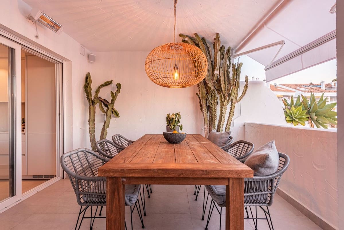 3 soveværelse Penthouse til salg i Nueva Andalucia med swimmingpool garage - € 895.000 (Ref: 8094253)