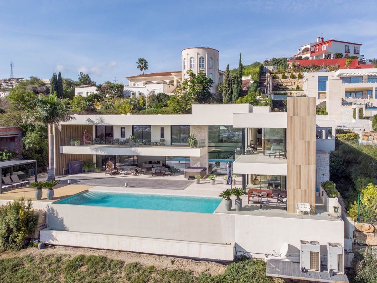 5 soverom Villa til salgs i Benahavis med svømmebasseng garasje - € 6 250 000 (Ref: 8153721)