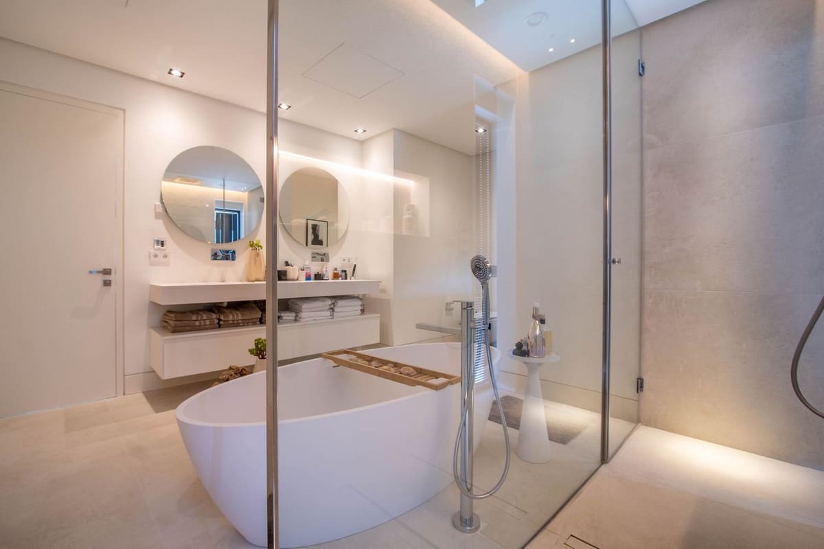 5 soverom Villa til salgs i Benahavis med svømmebasseng garasje - € 6 250 000 (Ref: 8153721)