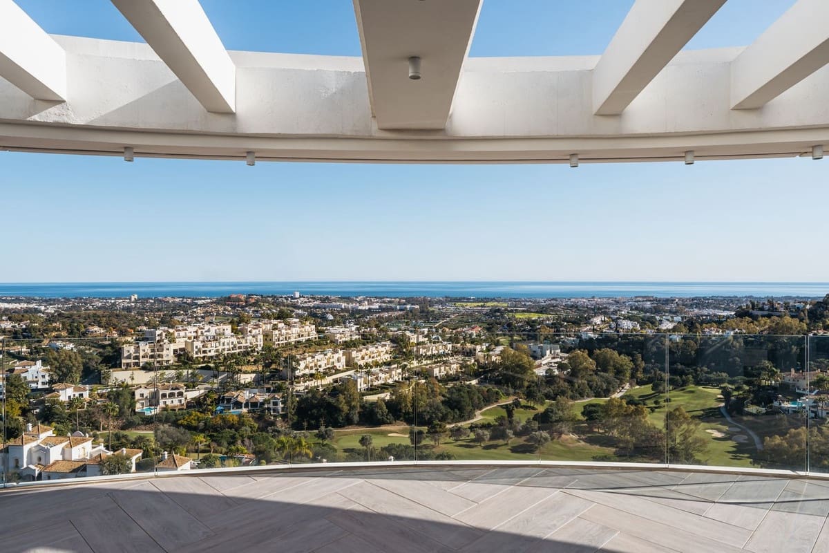 3 soveværelse Penthouse til salg i Benahavis med swimmingpool garage - € 4.299.000 (Ref: 8250104)