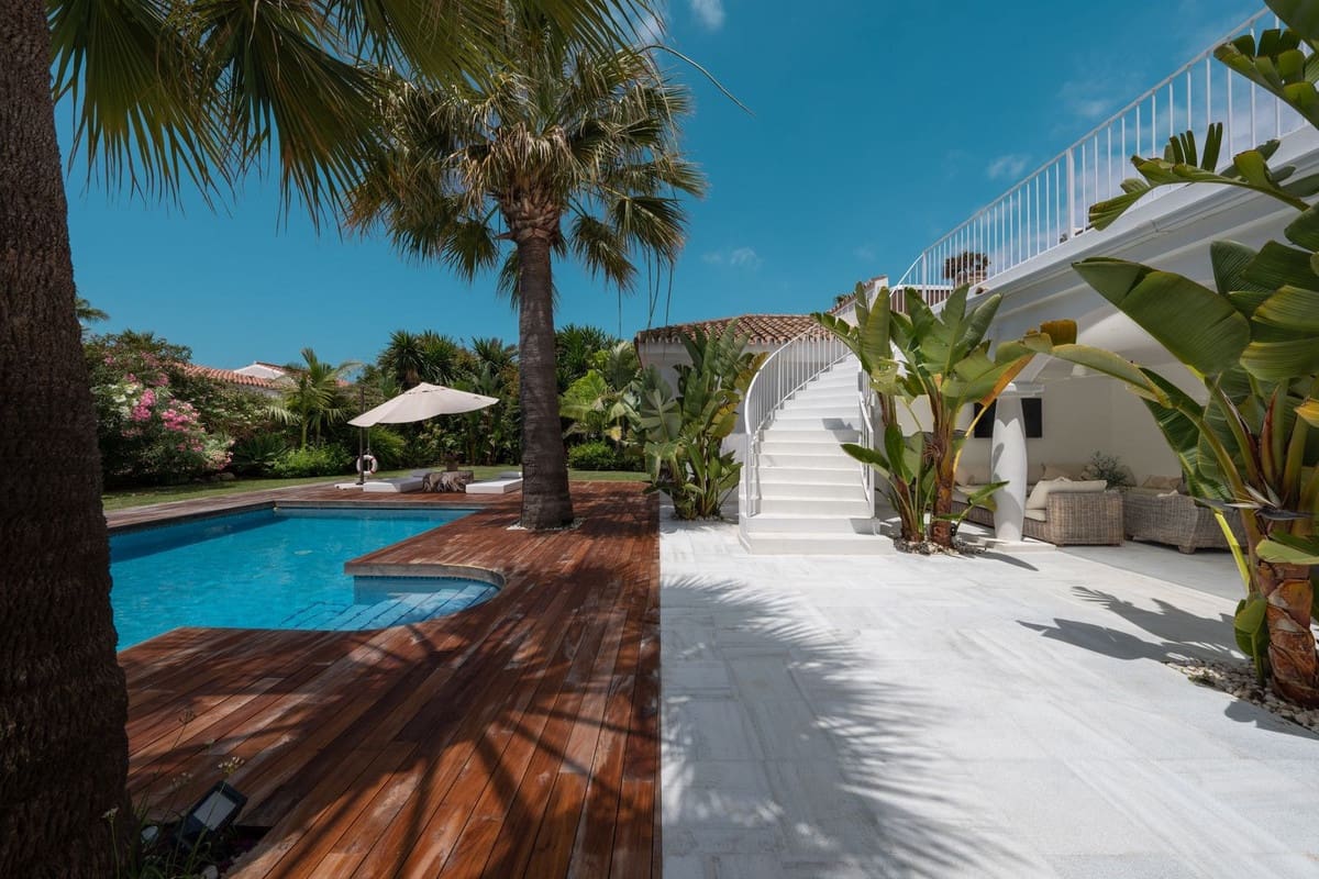 5 soveværelse Villa til salg i Marbella med swimmingpool garage - € 2.880.000 (Ref: 8250108)