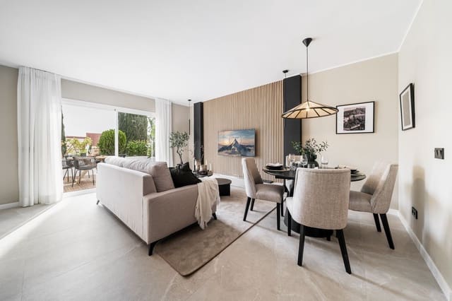 4 bedroom Apartment for sale in Nueva Andalucía Centro, Marbella with pool garage - € 725,000 (Ref: 8290285)