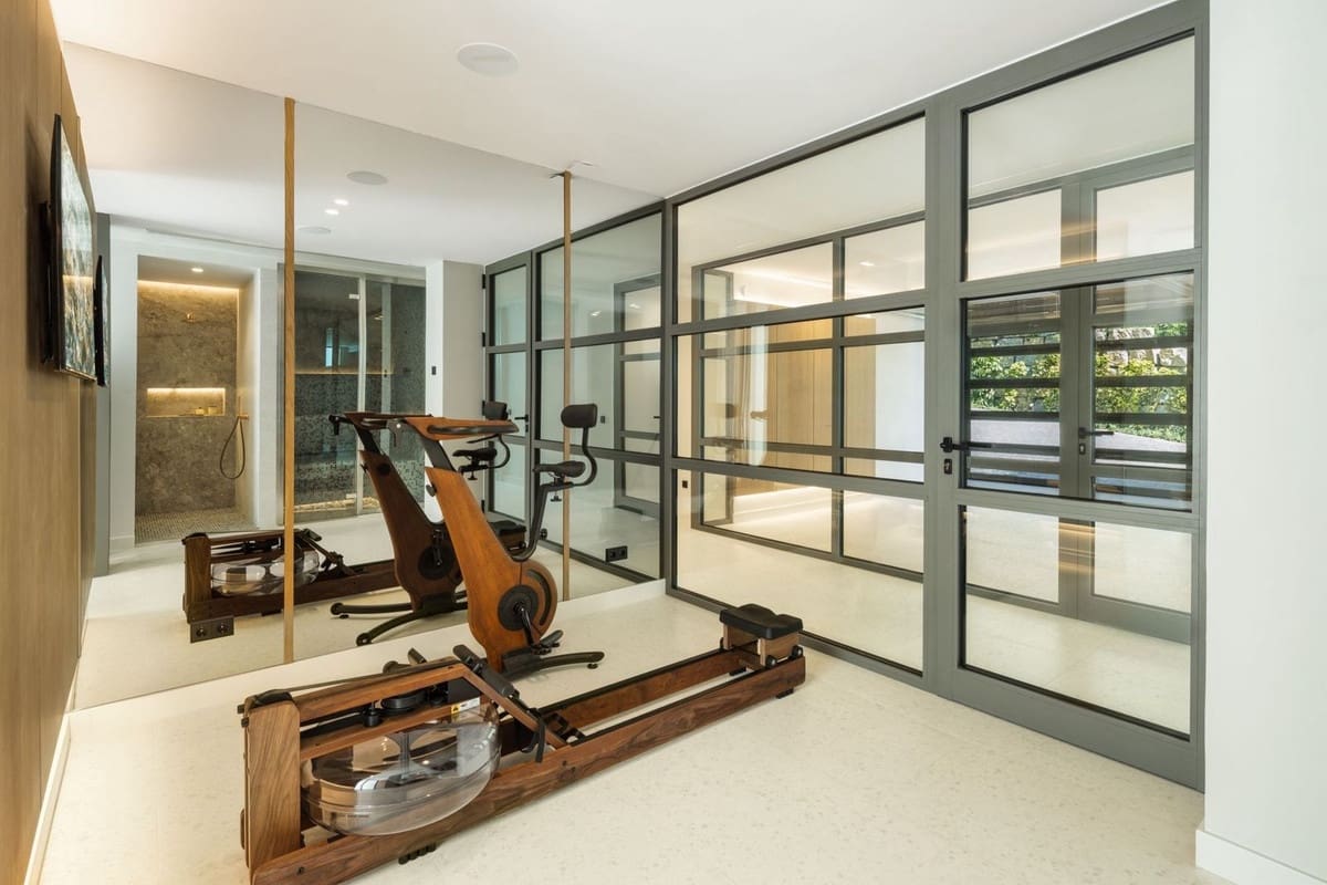 5 soveværelse Villa til salg i La Quinta med swimmingpool garage - € 6.500.000 (Ref: 8359536)