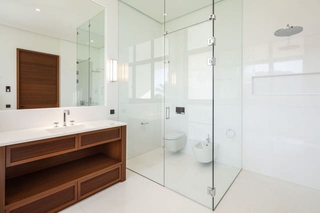 Chalet de 6 habitaciones en Casares Golf - Casares del Sol, Casares en venta con piscina garaje - 7.695.000 € (Ref: 8392565)