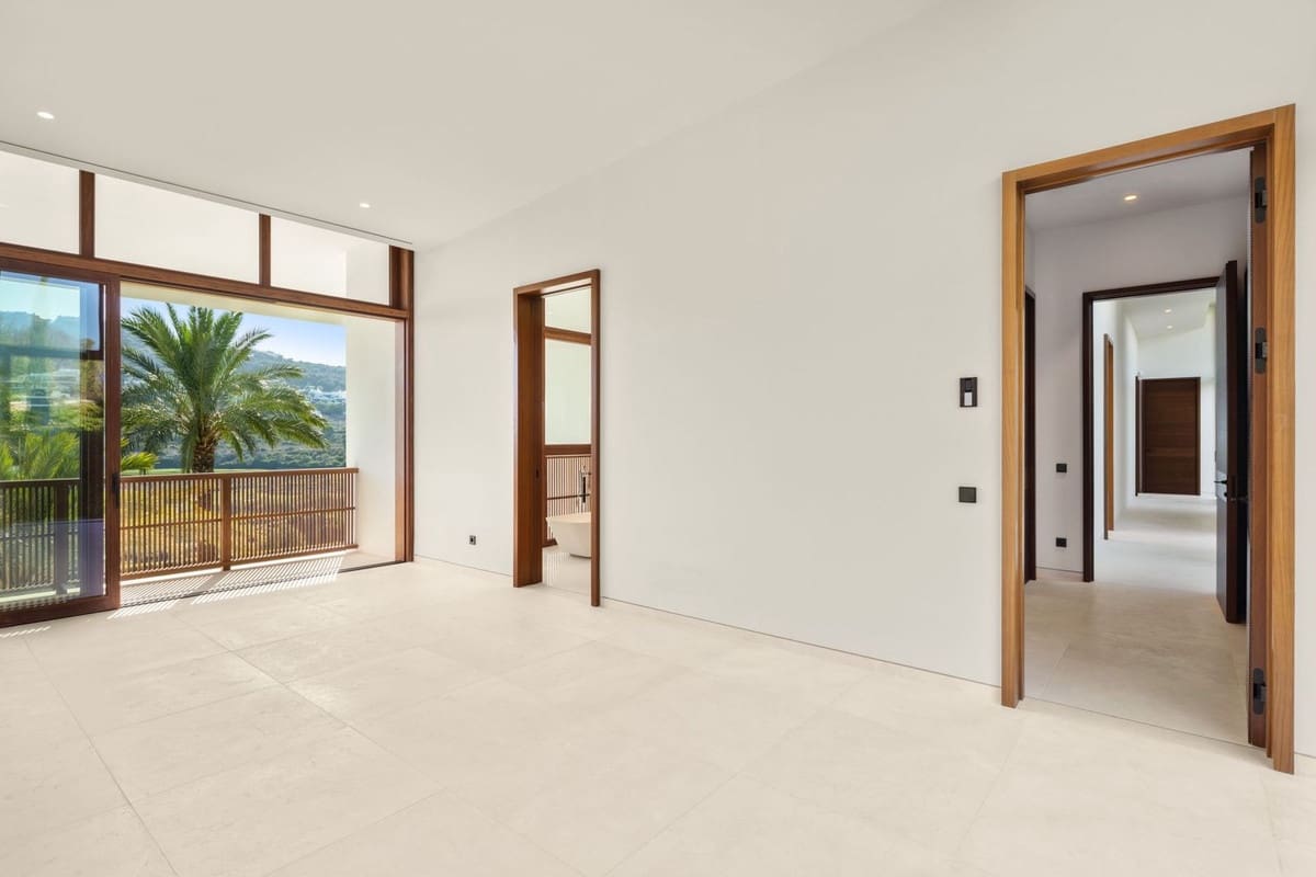 6 soverom Villa til salgs i Casares med svømmebasseng garasje - € 7 695 000 (Ref: 8392565)