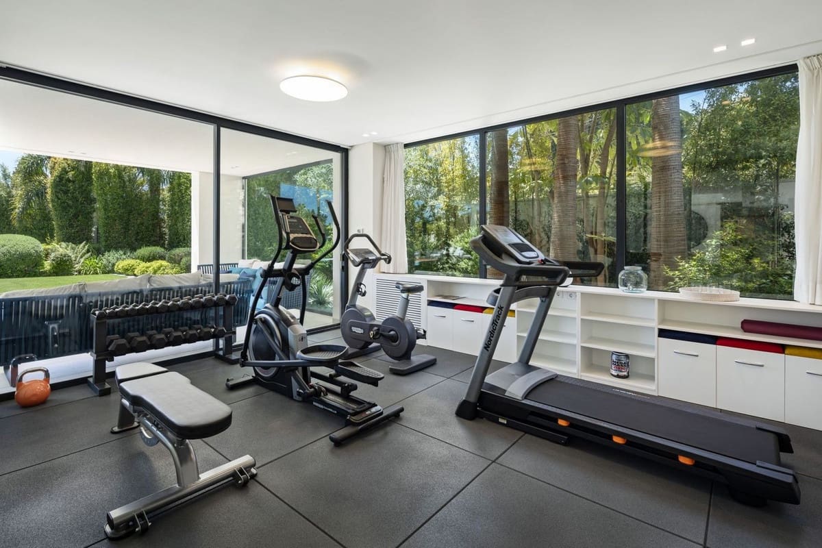 4 soveværelse Villa til salg i Marbella med swimmingpool garage - € 4.950.000 (Ref: 8445429)