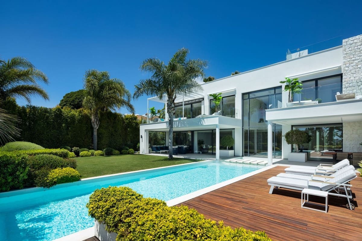 4 soveværelse Villa til salg i Marbella med swimmingpool garage - € 4.950.000 (Ref: 8445429)