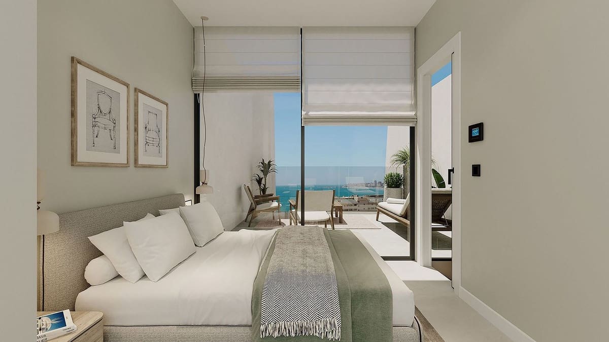 3 sypialnia Dom na sprzedaż w Fuengirola z basenem garażem - 591 000 € (Ref: 8529379)