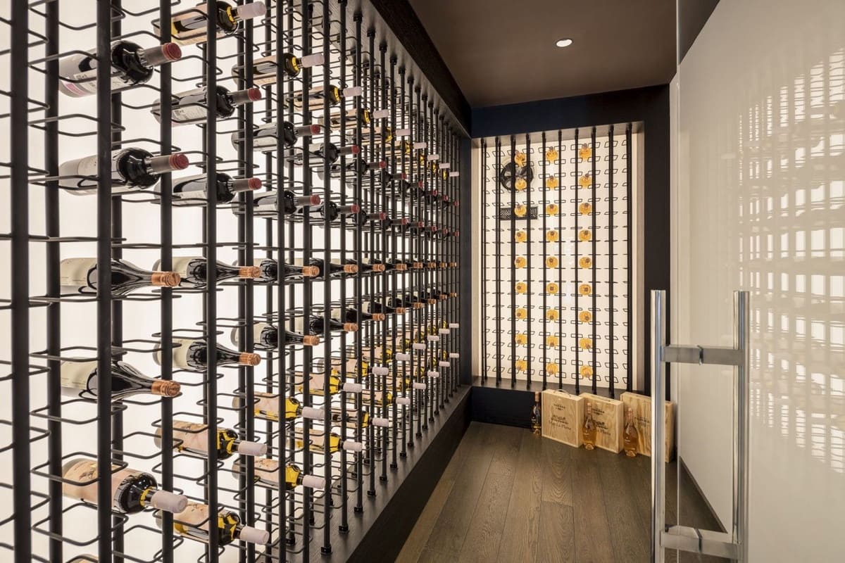 5 soverom Villa til salgs i El Madronal med svømmebasseng garasje - € 6 750 000 (Ref: 8529387)