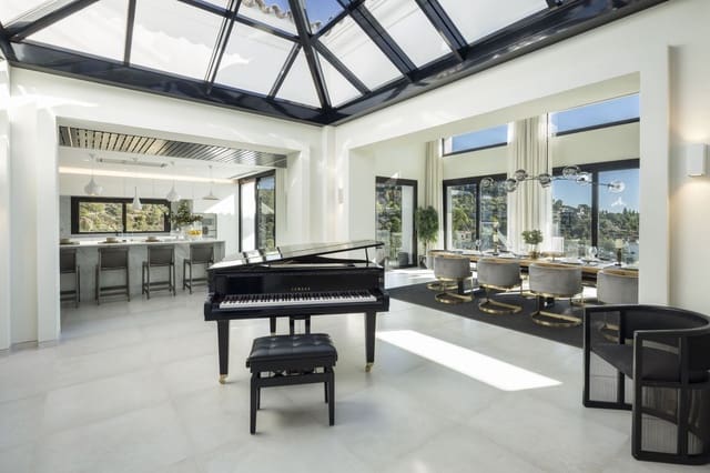 5 slaapkamer Villa te koop in El Madroñal, Benahavís met zwembad garage - € 6.750.000 (Ref: 8529387)