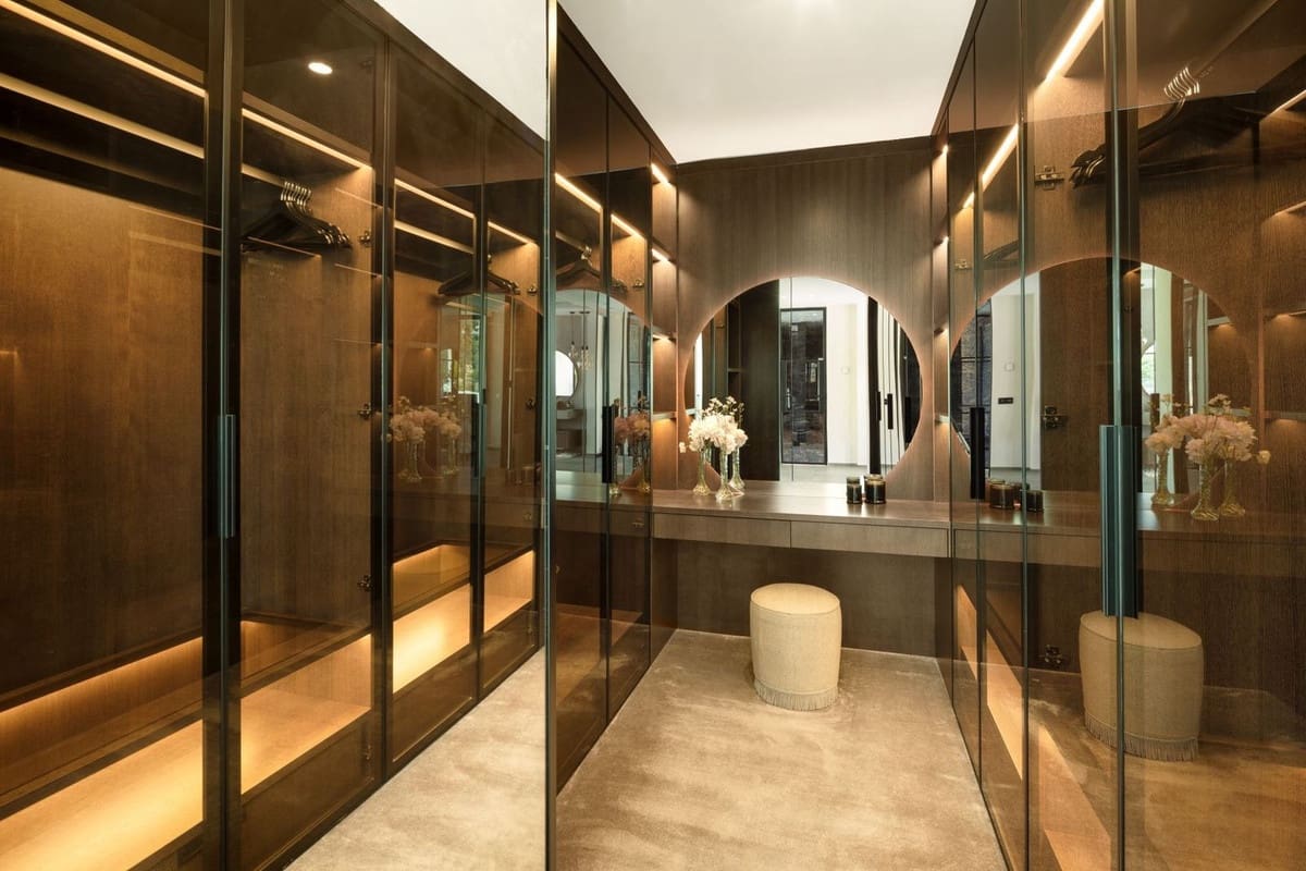 6 soverom Villa til salgs i Nueva Andalucia med svømmebasseng garasje - € 6 750 000 (Ref: 8529389)