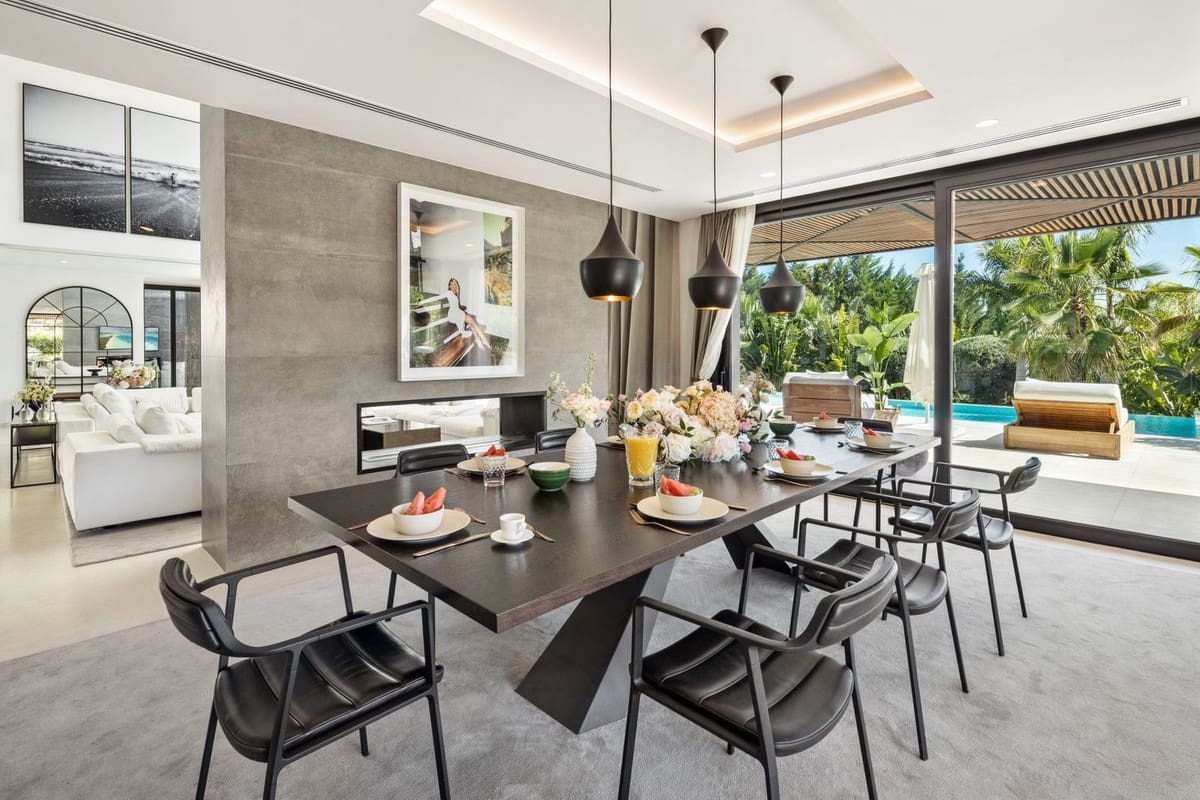 6 chambre Villa/Maison à vendre à Nueva Andalucia avec piscine garage - 6 750 000 € (Ref: 8529389)