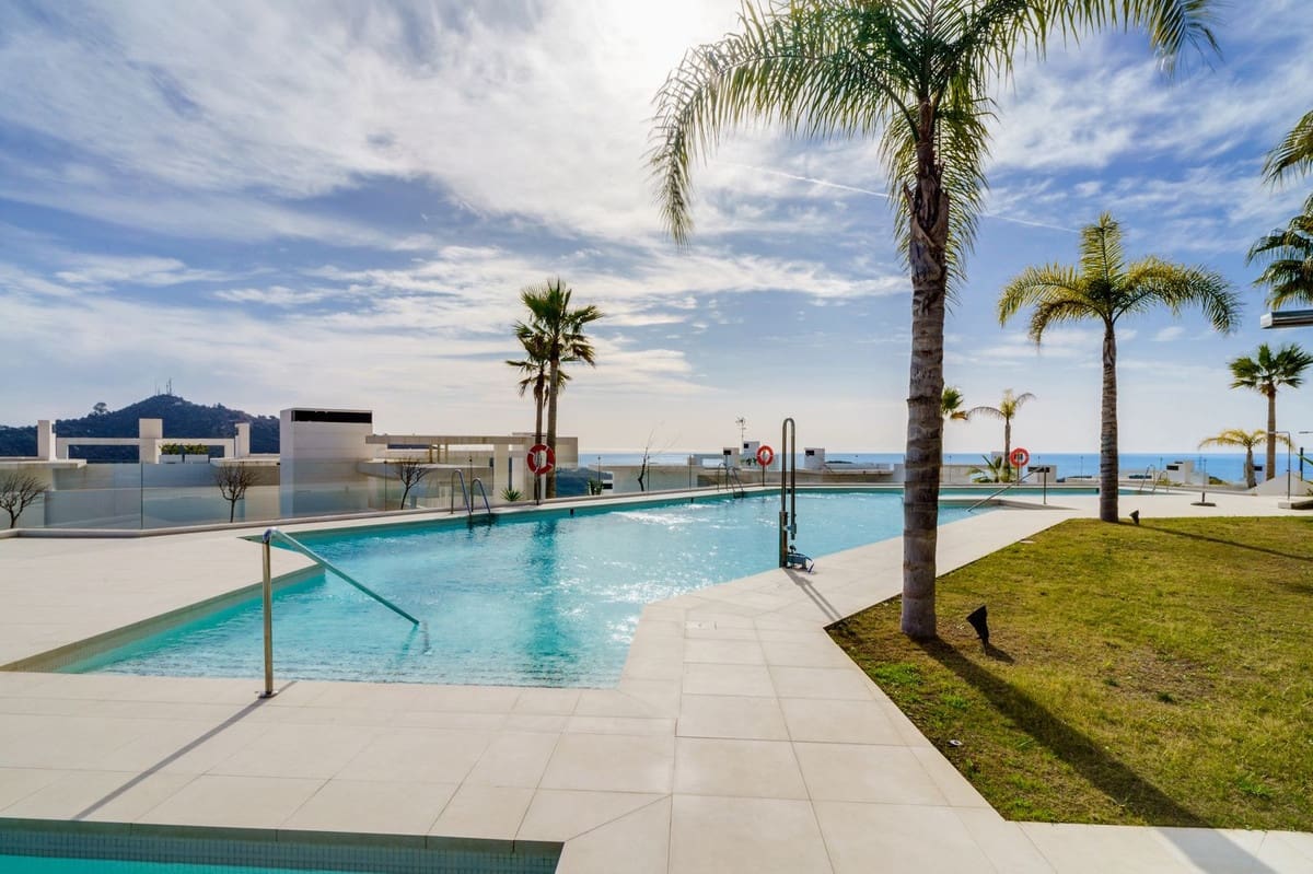 2 soverom Leilighet til salgs i Ojen med svømmebasseng garasje - € 760 000 (Ref: 8544538)