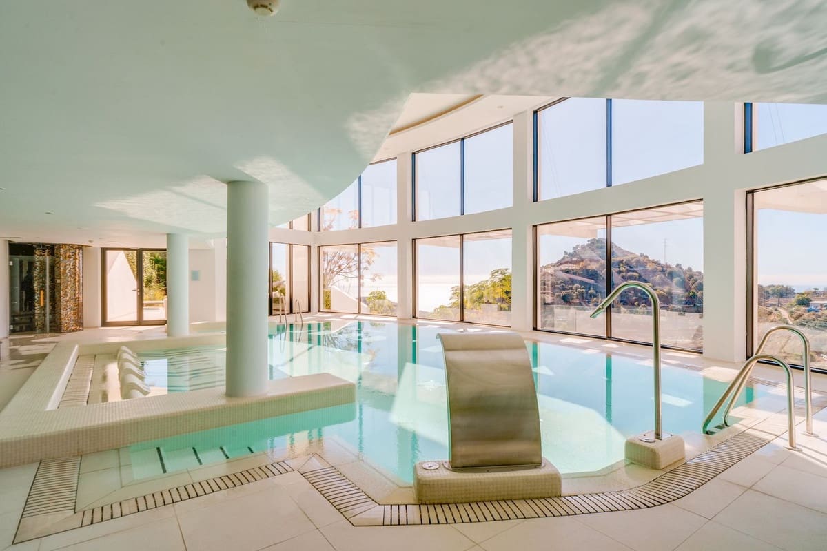 2 soverom Leilighet til salgs i Ojen med svømmebasseng garasje - € 760 000 (Ref: 8544538)