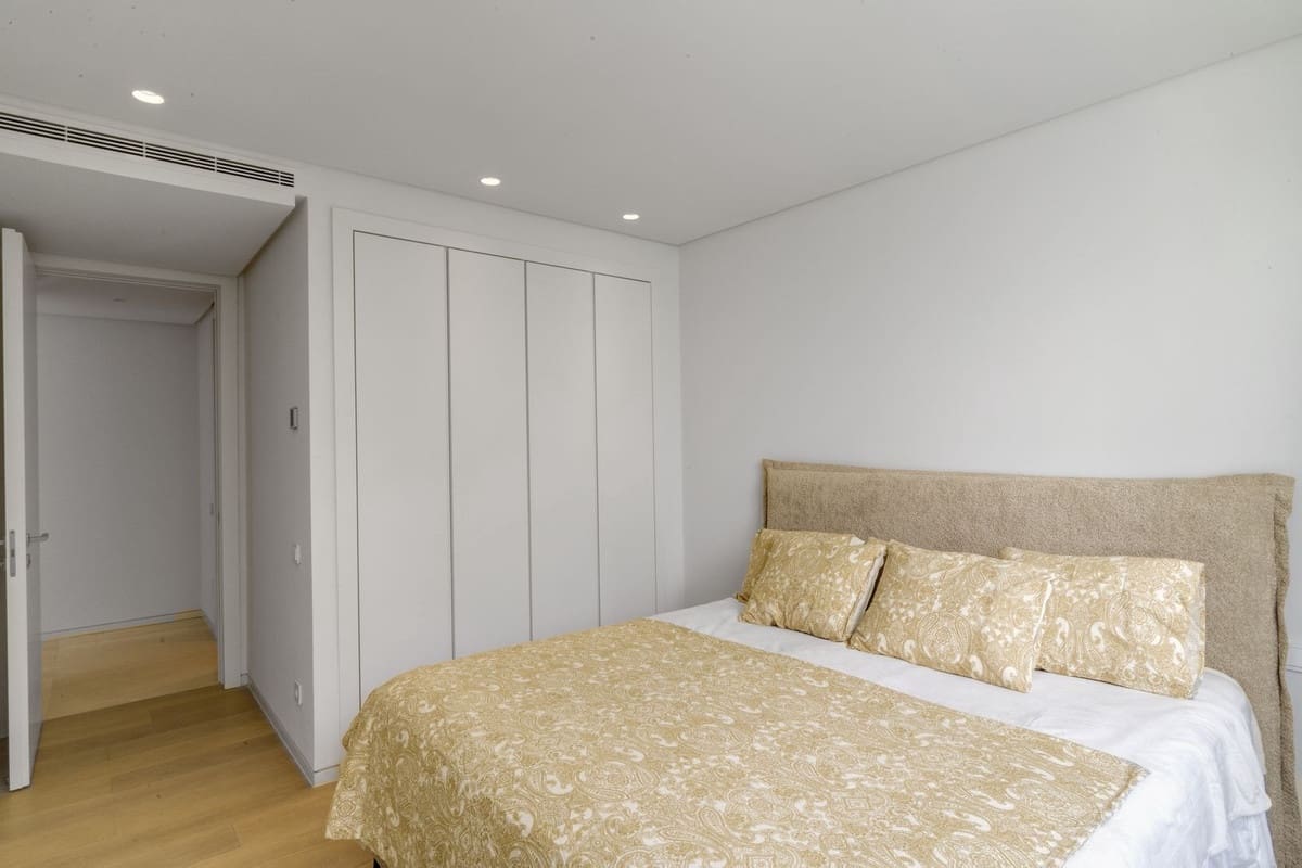 2 soverom Leilighet til salgs i Ojen med svømmebasseng garasje - € 760 000 (Ref: 8544538)