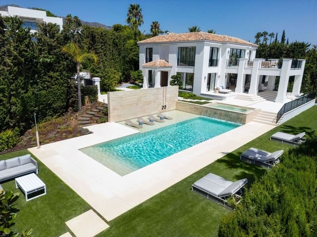 6 bedroom Villa for sale in Sierra Blanca, Marbella with pool garage - € 9,875,000 (Ref: 8582194)