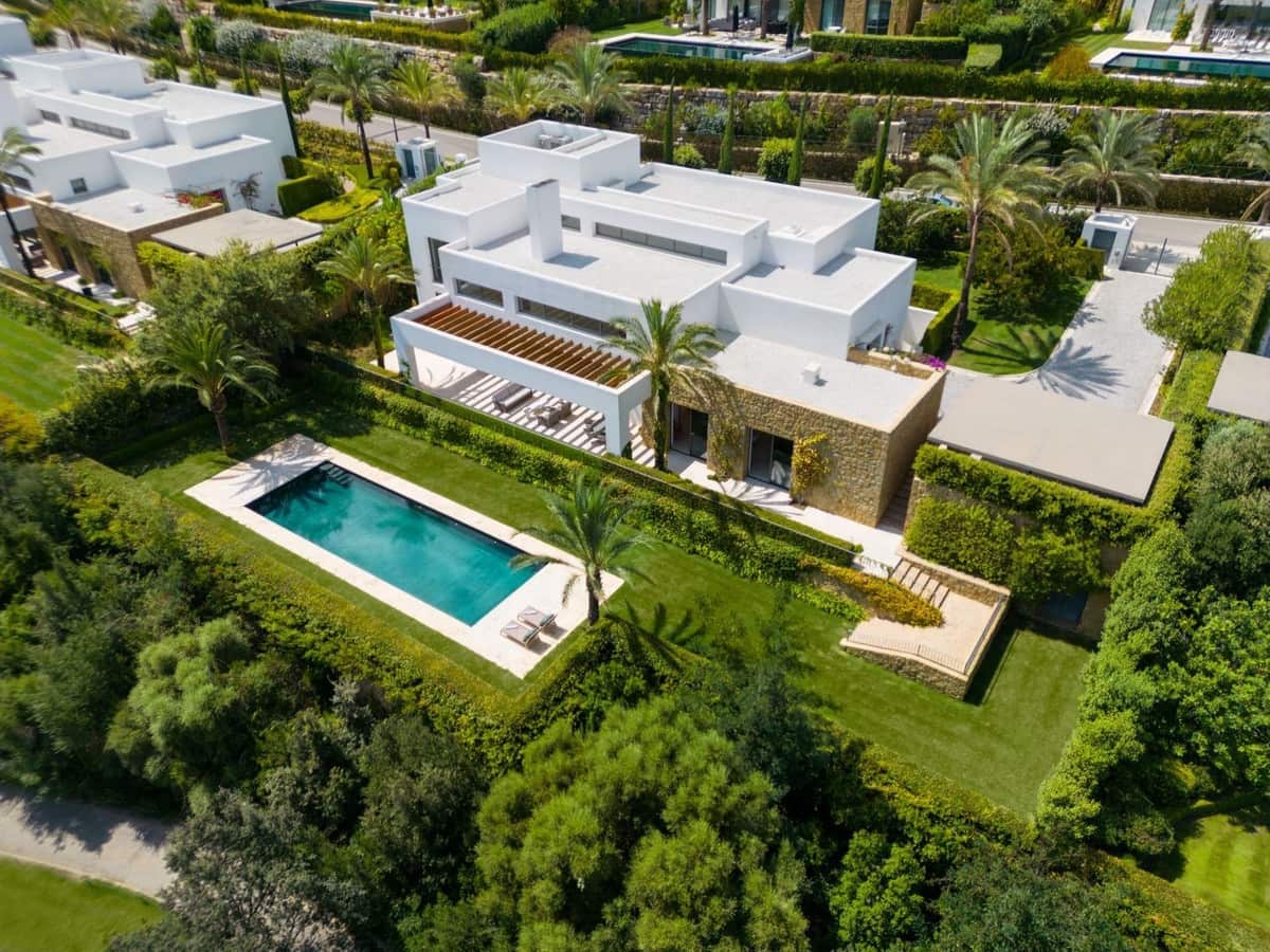 6 bedroom Villa for sale in Casares with pool garage - € 4,600,000 (Ref: 8582196)