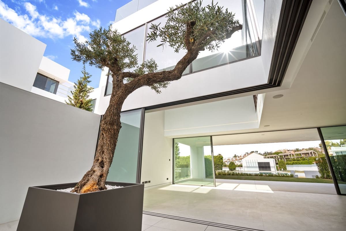 4 soveværelse Villa til salg i Golden Mile med swimmingpool garage - € 6.500.000 (Ref: 8648142)