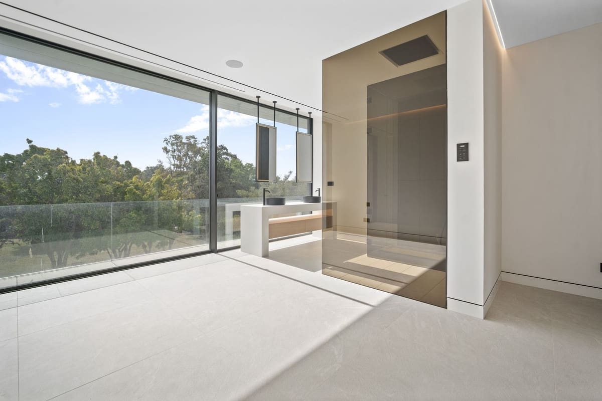 4 soveværelse Villa til salg i Golden Mile med swimmingpool garage - € 6.500.000 (Ref: 8648142)