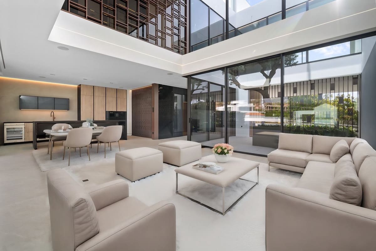 4 sypialnia Willa na sprzedaż w Golden Mile z basenem garażem - 6 500 000 € (Ref: 8648142)