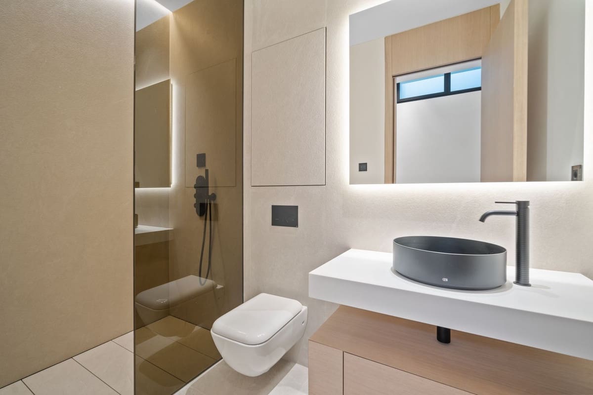 4 sypialnia Willa na sprzedaż w Golden Mile z basenem garażem - 6 500 000 € (Ref: 8648142)