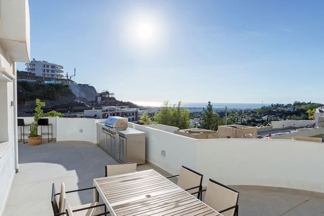 2 sypialnia Apartament na sprzedaż w La Quinta, Benahavís z basenem garażem - 495 000 € (Ref: 8668129)