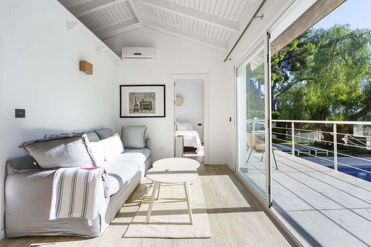 6 sypialnia Willa na sprzedaż w Nueva Andalucia z basenem garażem - 2 490 000 € (Ref: 8675629)