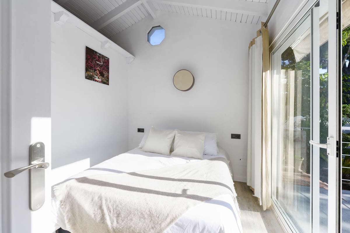 6 sypialnia Willa na sprzedaż w Nueva Andalucia z basenem garażem - 2 490 000 € (Ref: 8675629)