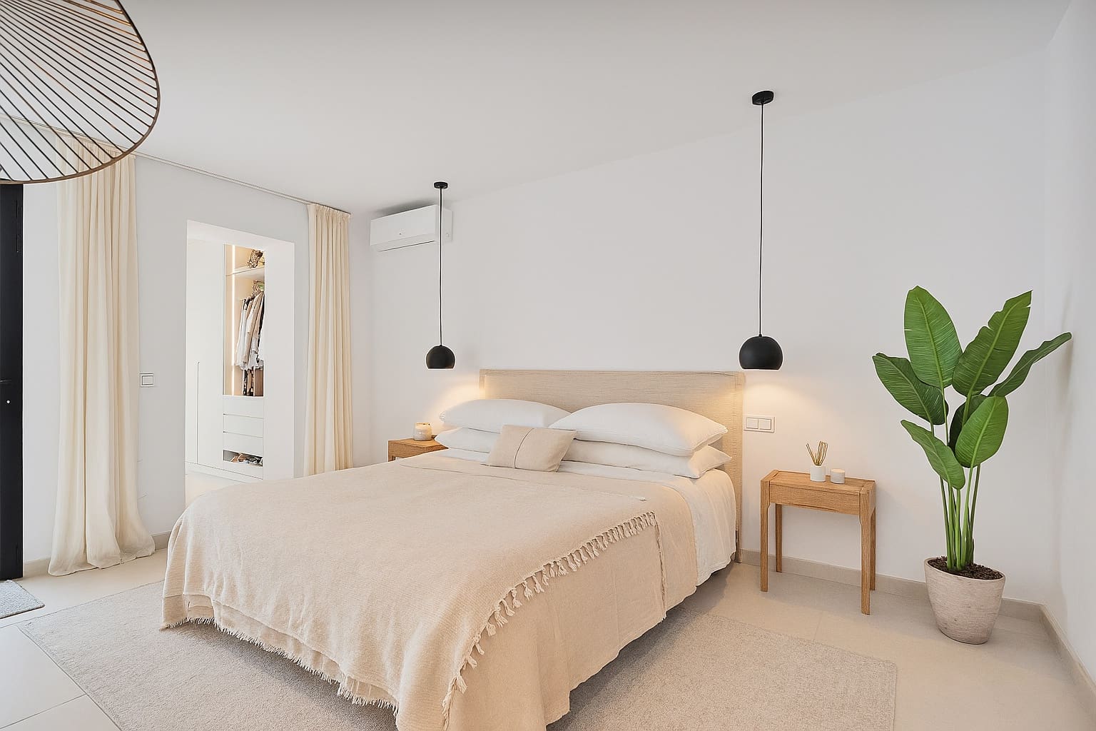 Apartamento de 2 habitaciones en Estepona en venta - 565.000 € (Ref: 8679647)
